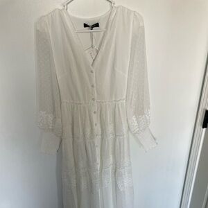 Trish Scully white gown size 2